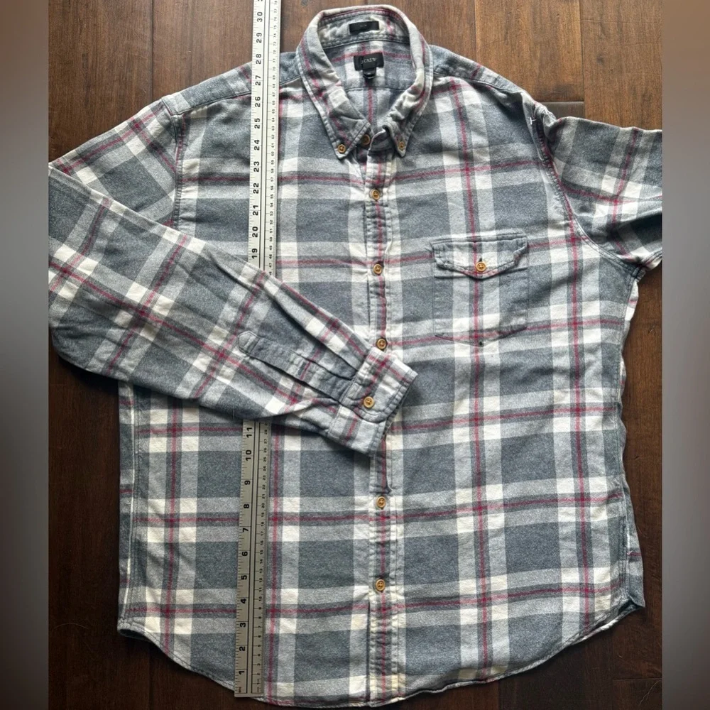 J.Crew Slim Fit Flannel Shirt Men’s XL | Gray Red Plaid Button-Down